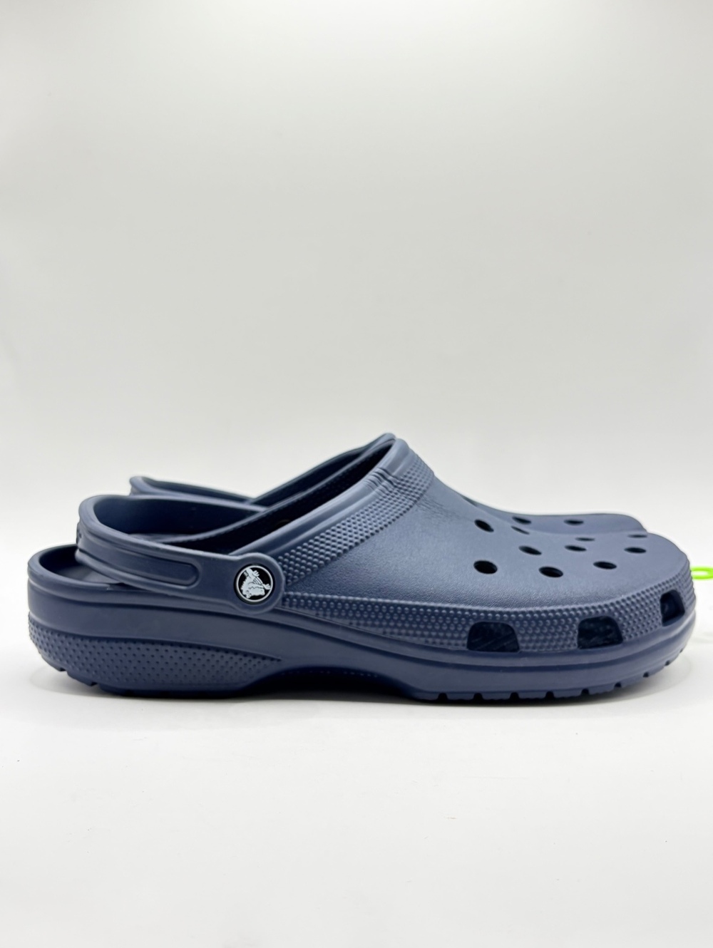 Crocs Classic Clogs in versatile Navy Blue 12 Men New